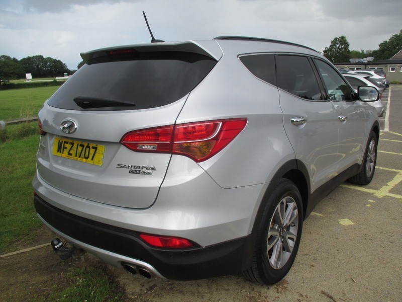 Hyundai Santa Fe Brown #7