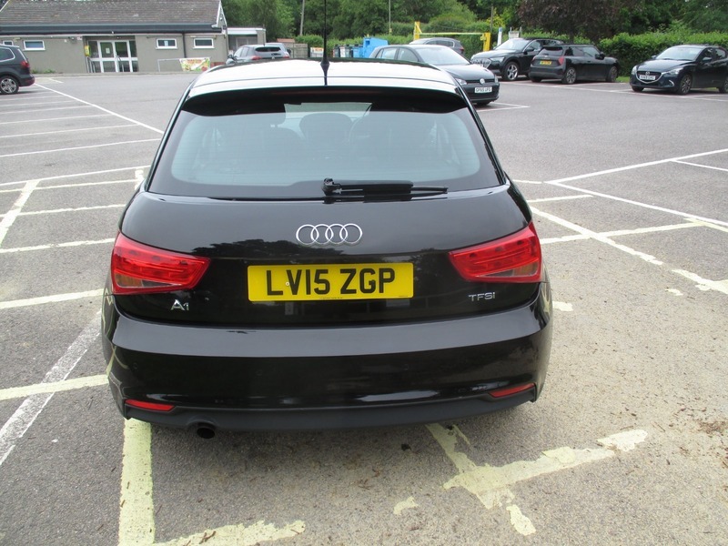 Audi A1 Tdi S Line Black #12