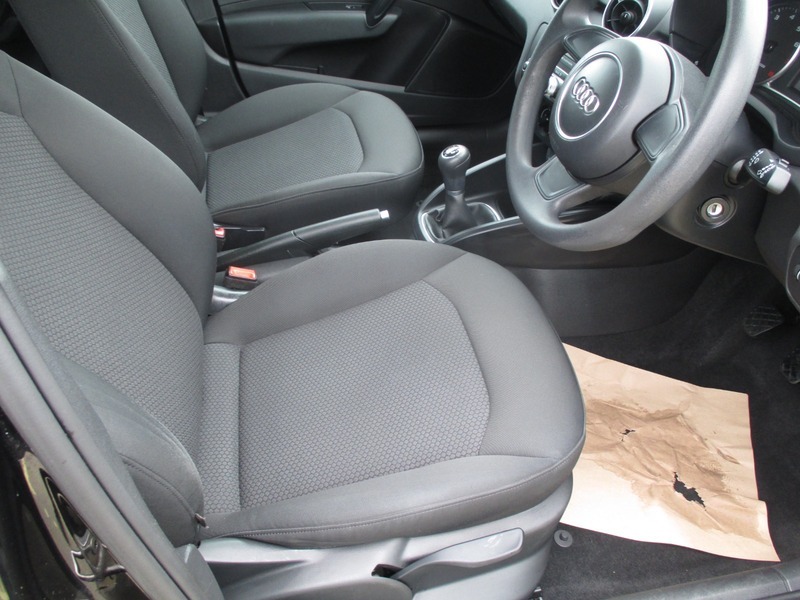 Audi A1 Tdi S Line Black #29