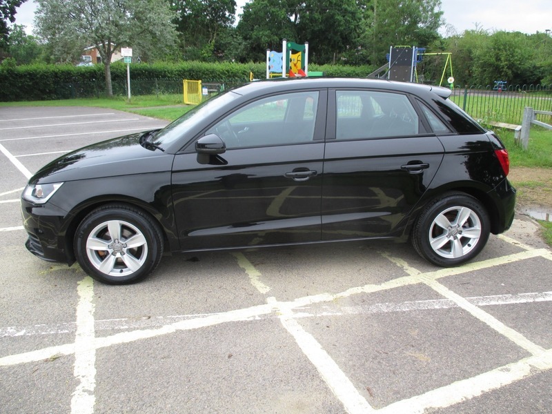 Audi A1 Tdi S Line Black #17