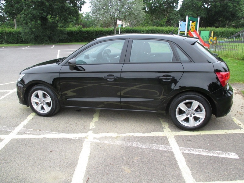 Audi A1 Tdi S Line Black #16