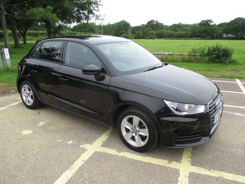 Audi A1 Tdi S Line Black #3