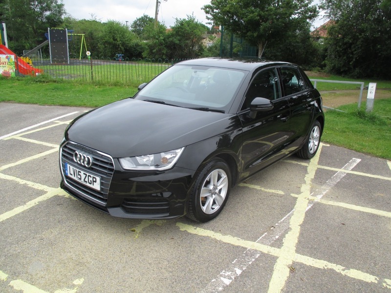 Audi A1 Tdi S Line Black #20