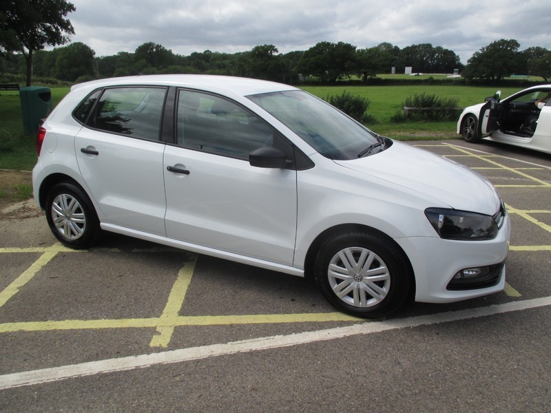 Volkswagen Polo S Ac White #4