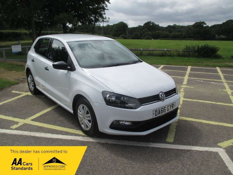 Volkswagen Polo S Ac White