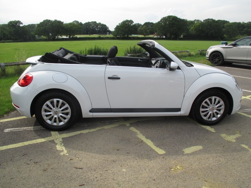 Volkswagen Beetle Tsi White #5