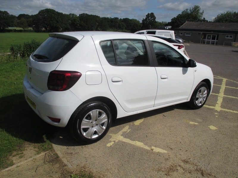 Dacia Sandero Comfort Tce White #9