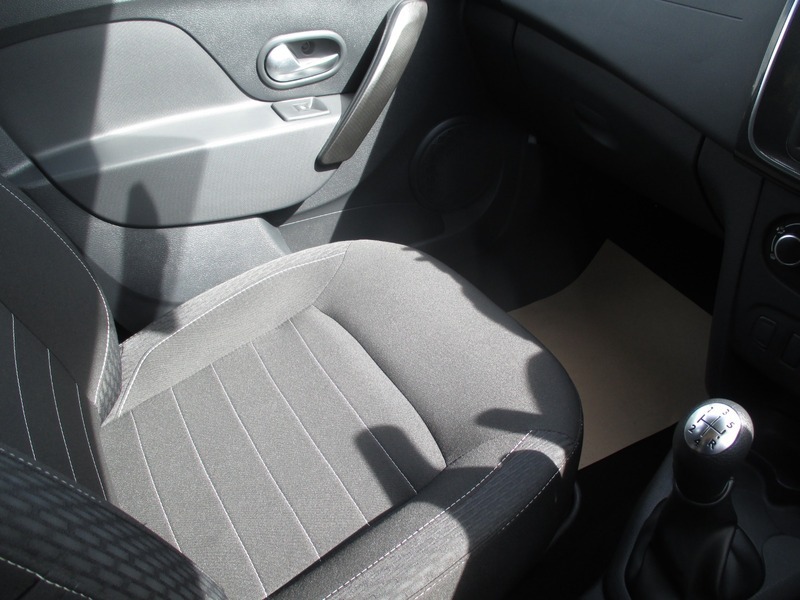 Dacia Sandero Comfort Tce White #32