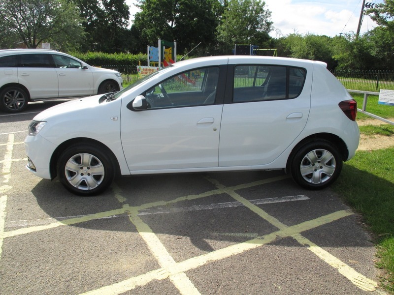 Dacia Sandero Comfort Tce White #18