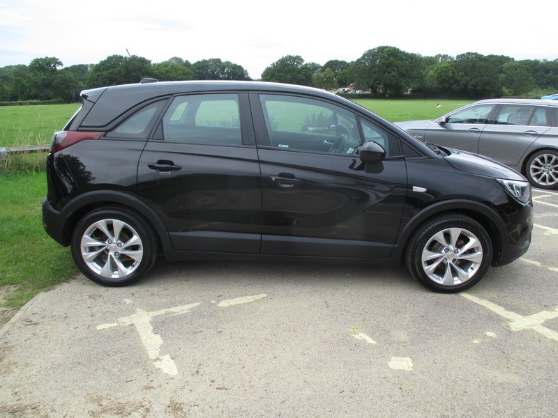 Vauxhall Crossland X Se Black #5
