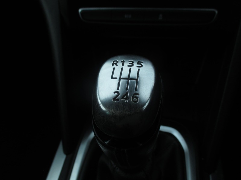 Renault Megane 1.5L Signature Nav Dci Silver #37