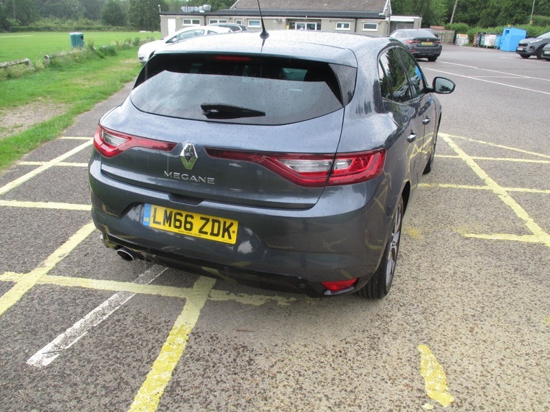 Renault Megane 1.5L Signature Nav Dci Silver #9