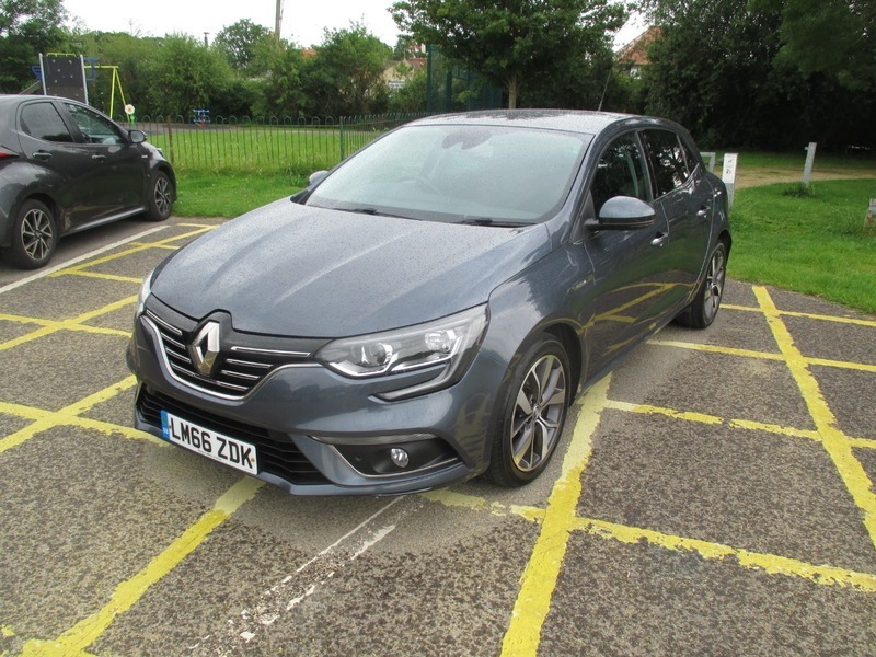 Renault Megane 1.5L Signature Nav Dci Silver #18