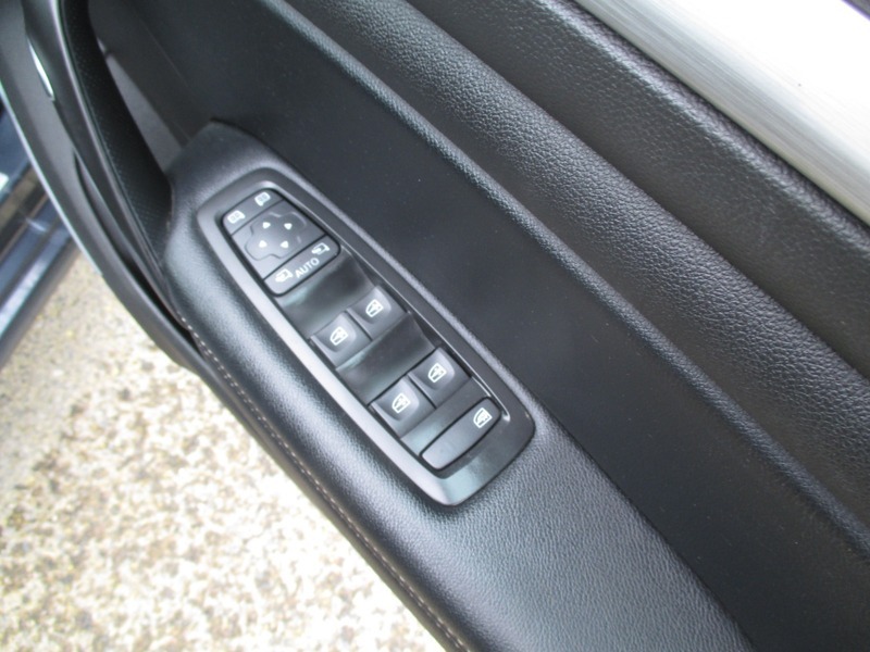Renault Megane 1.5L Signature Nav Dci Silver #26