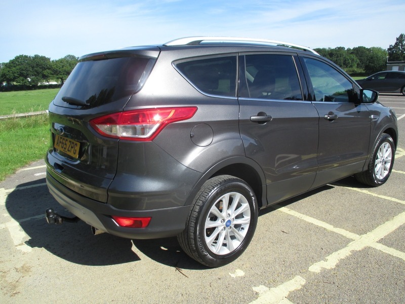 Ford Kuga 2.0 Tdci Titanium 2Wd Euro 6 Ss Black #7