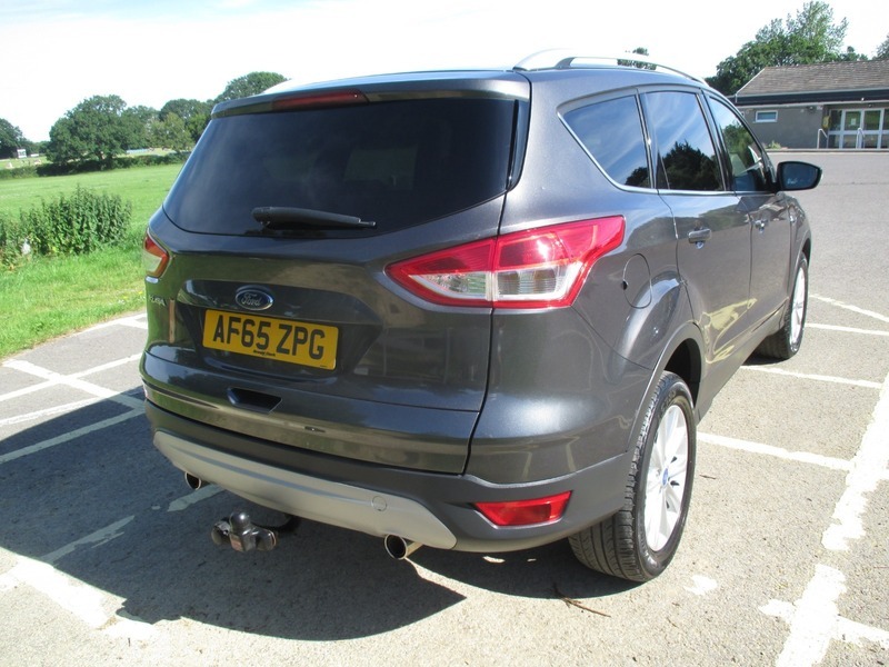 Ford Kuga 2.0 Tdci Titanium 2Wd Euro 6 Ss Black #8