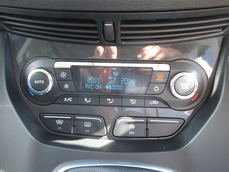 Ford Kuga 2.0 Tdci Titanium 2Wd Euro 6 Ss Black #40
