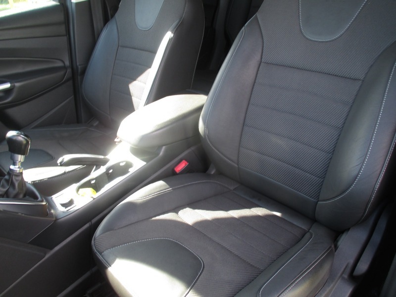 Ford Kuga 2.0 Tdci Titanium 2Wd Euro 6 Ss Black #33