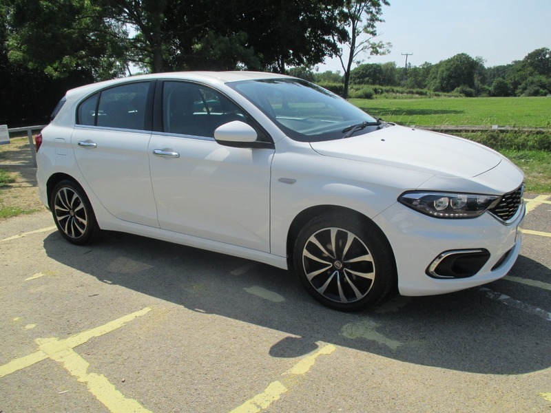 Fiat Tipo T-jet Lounge White #2