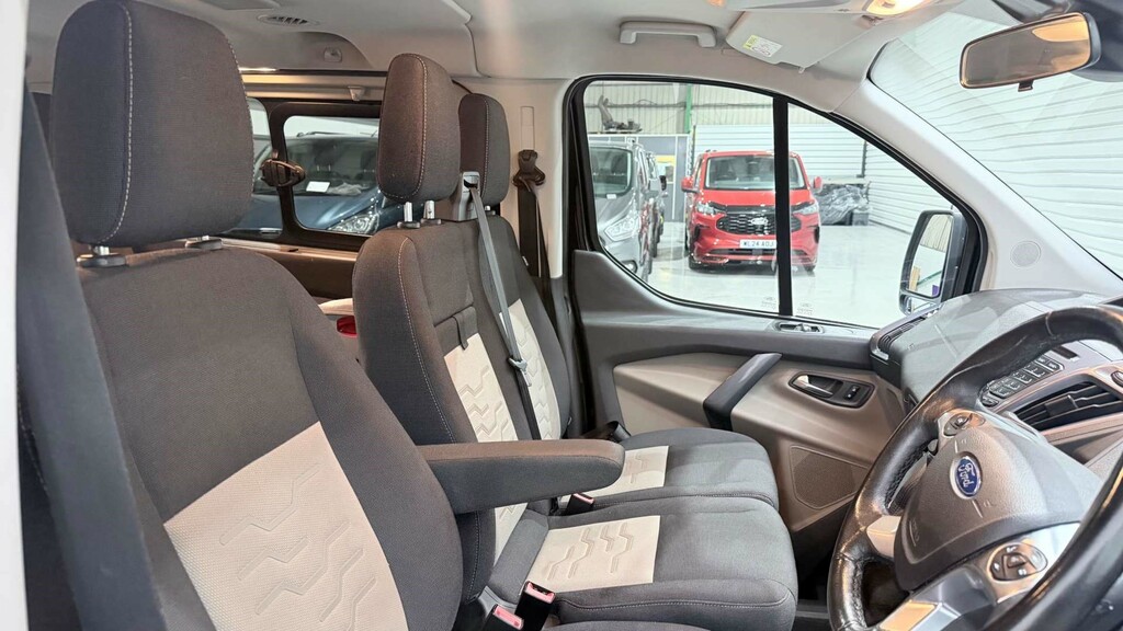 Ford Tourneo Custom 310 Ecoblue Titanium White #17