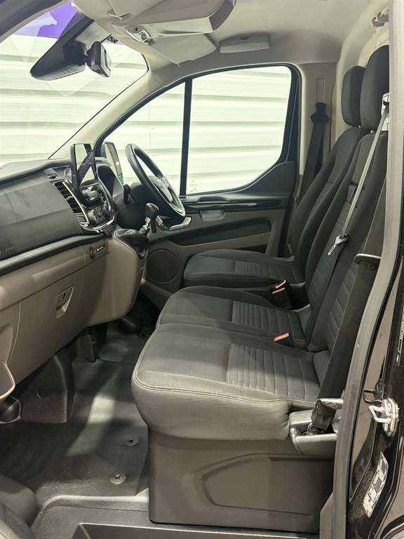 Ford Transit Custom Transit Custom 2.0 Tdci 130Ps Low Roof Limited Van White #9
