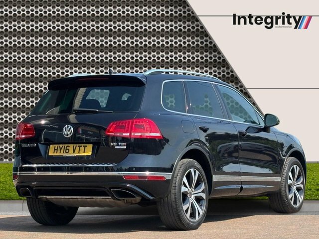 Volkswagen Touareg 3.0 Tdi V6 Bluemotion Tech R-line Suv T Black #5
