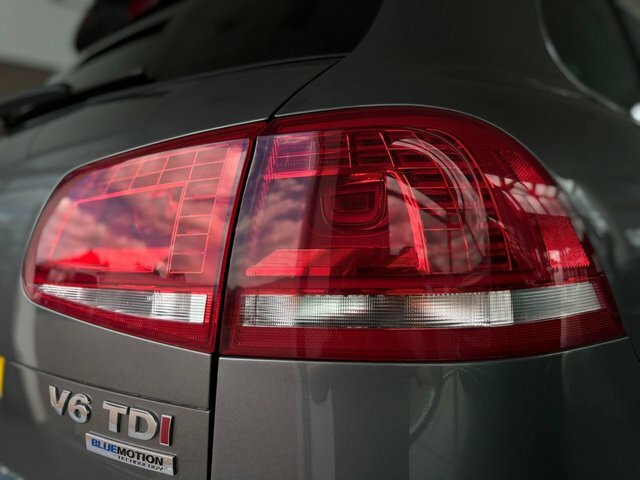 Volkswagen Touareg Suv Blue #12