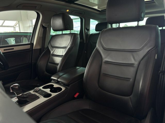 Volkswagen Touareg Suv Blue #32