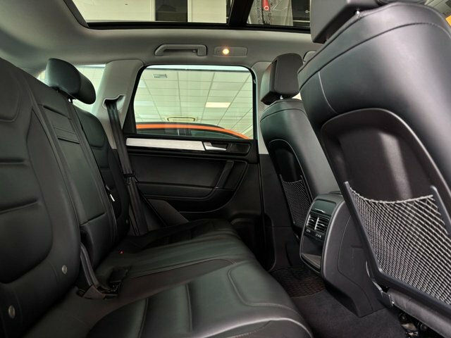 Volkswagen Touareg Suv Blue #20