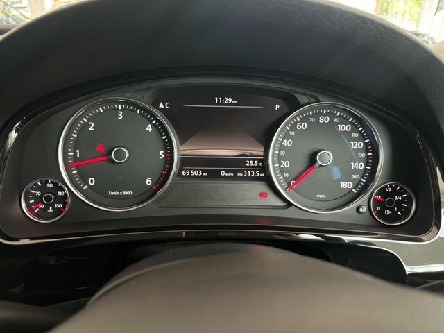 Volkswagen Touareg Suv Blue #40