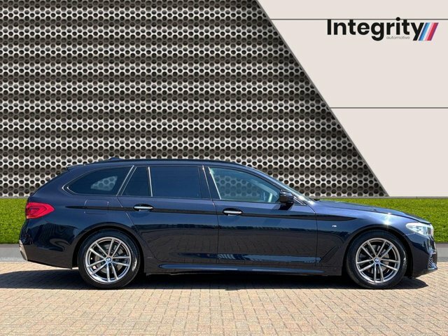 BMW 5 Series 2.0 520D M Sport Touring Euro 6 S Black #2