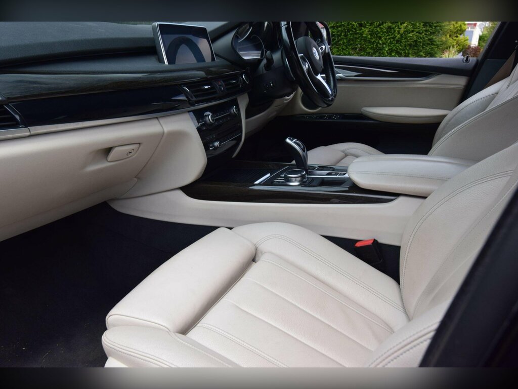 BMW X5 Suv  #19