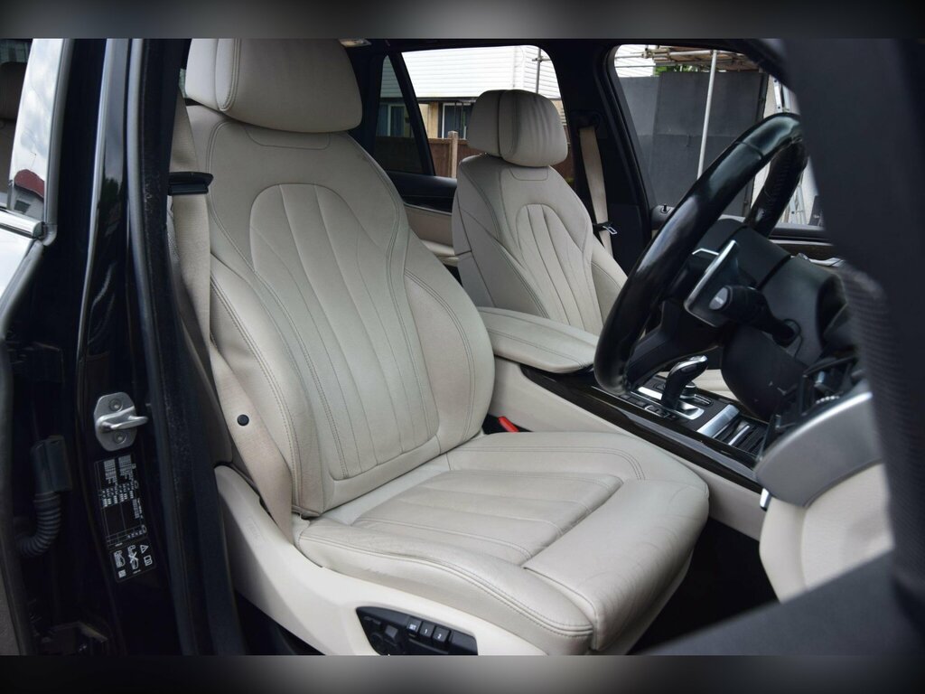 BMW X5 Suv  #10