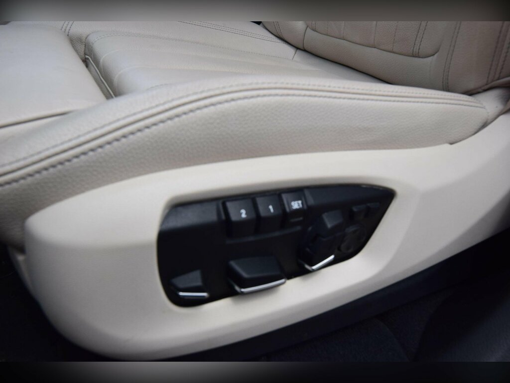 BMW X5 Suv  #22