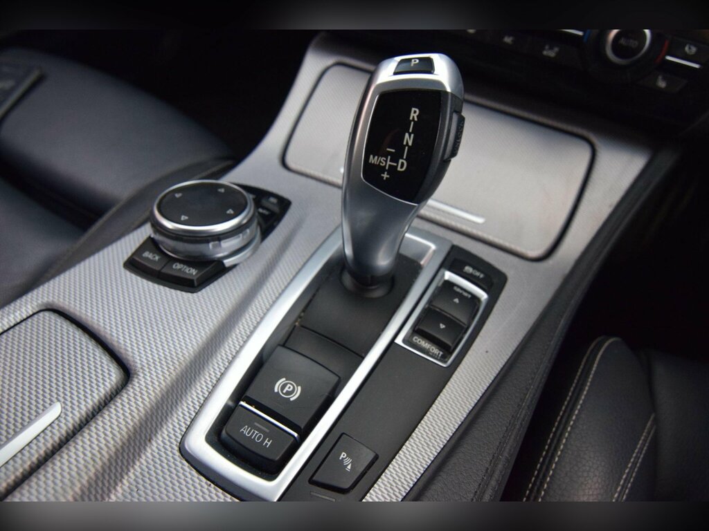 BMW 5 Series 530D M Sport Silver #26
