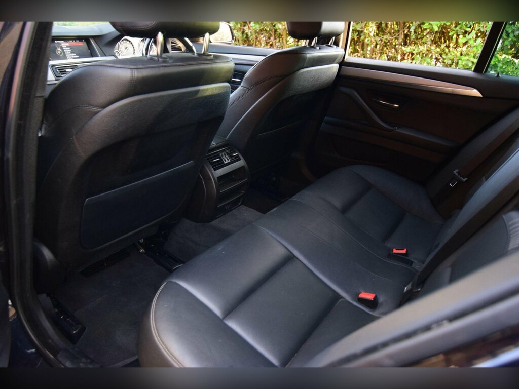 BMW 5 Series 530D M Sport Silver #23