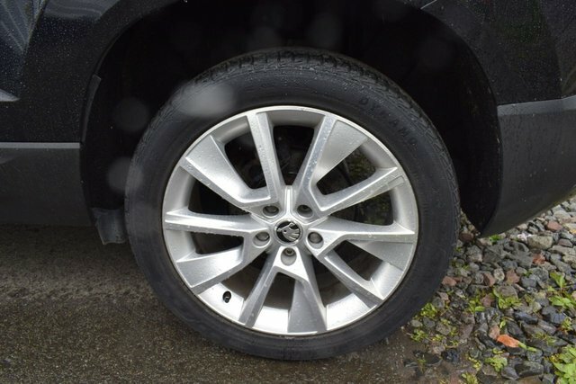 Skoda Karoq 1.6 Tdi Se L Suv Euro 6 S S 1 CE68RNF Black #6