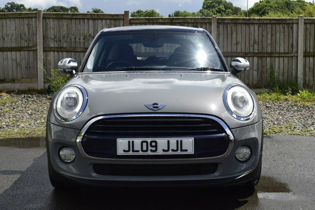 Mini Hatch 1.5 Cooper D Hatchback Euro 6 S Grey #2