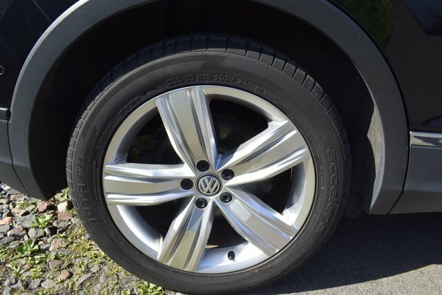 Volkswagen Tiguan 2.0 Tdi Match Suv Dsg Euro 6 S S 150 MT20XFK Black #5
