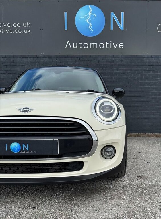 Mini Hatch 1.5 Cooper Large Screen Park Sensors Heated Seats White #2