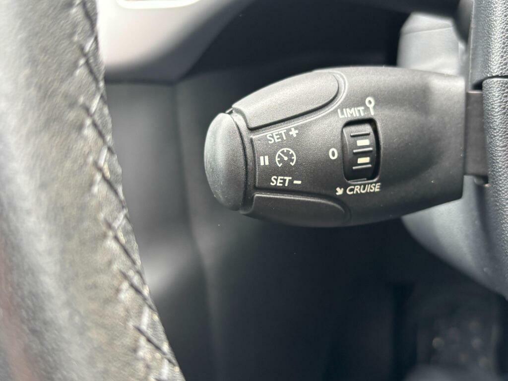 Citroen C3 Hatchback White #23