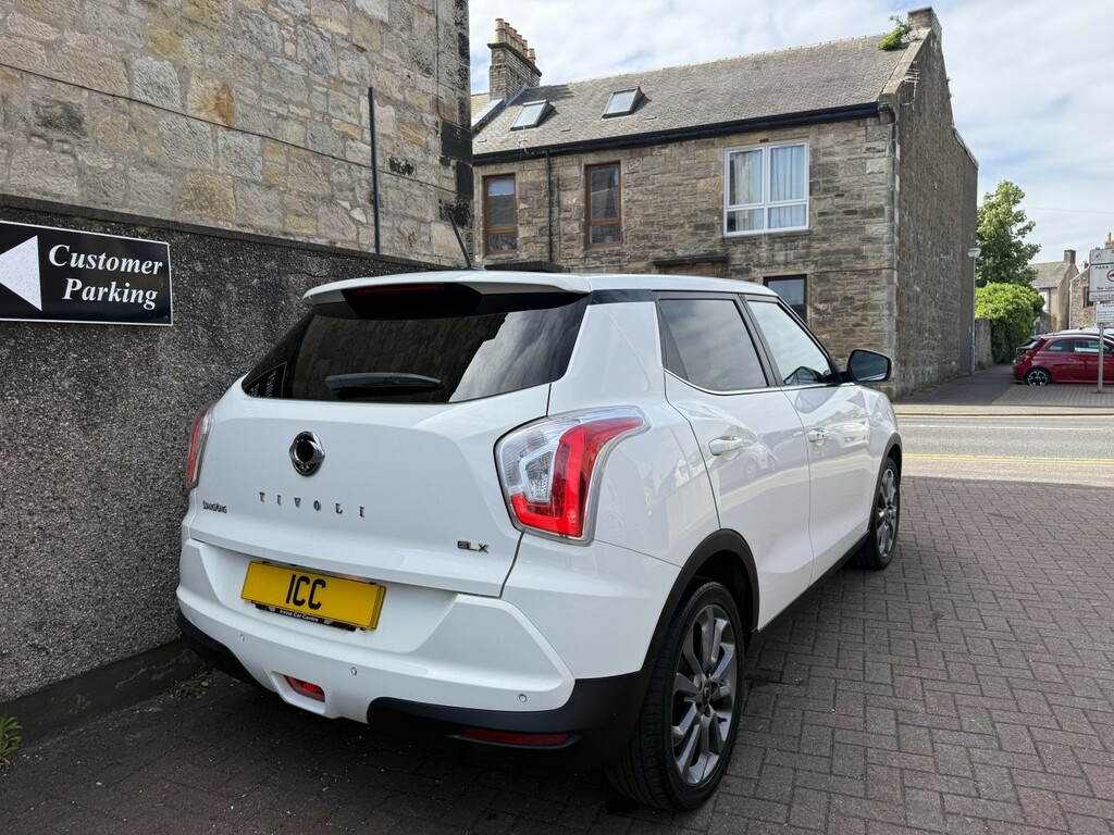 SsangYong Tivoli Suv 1.6 E-xgi Elx 2016 MM16JFY White #2