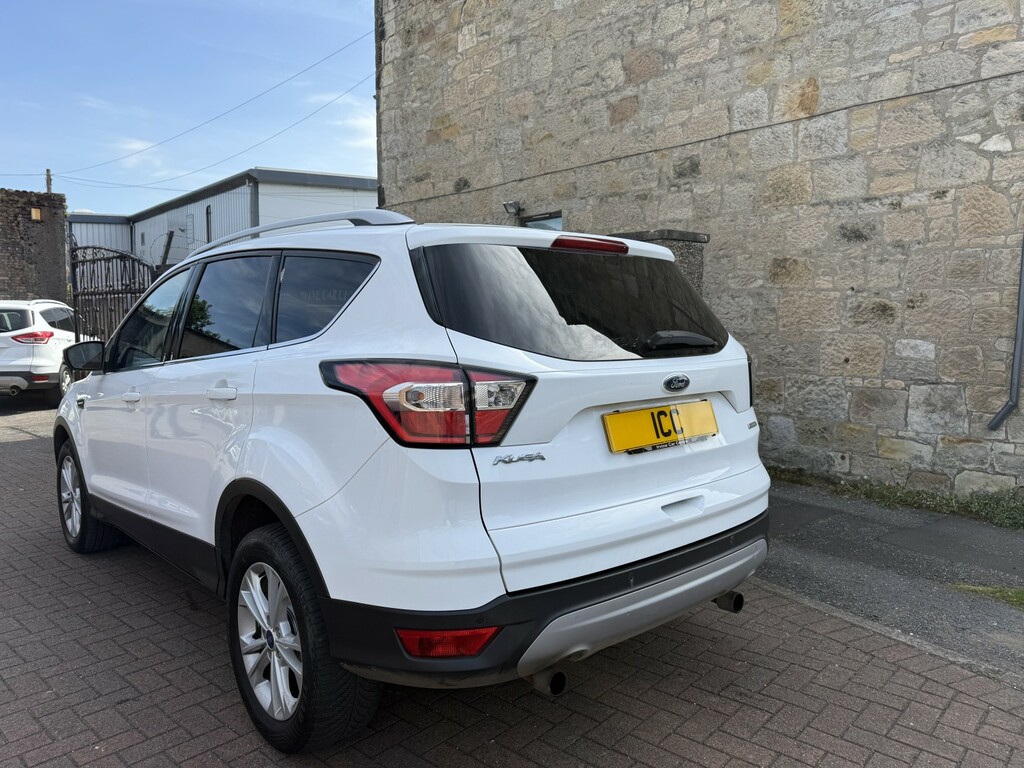 Ford Kuga 1.5 T Ecoboost Titanium SL67FFZ White #4