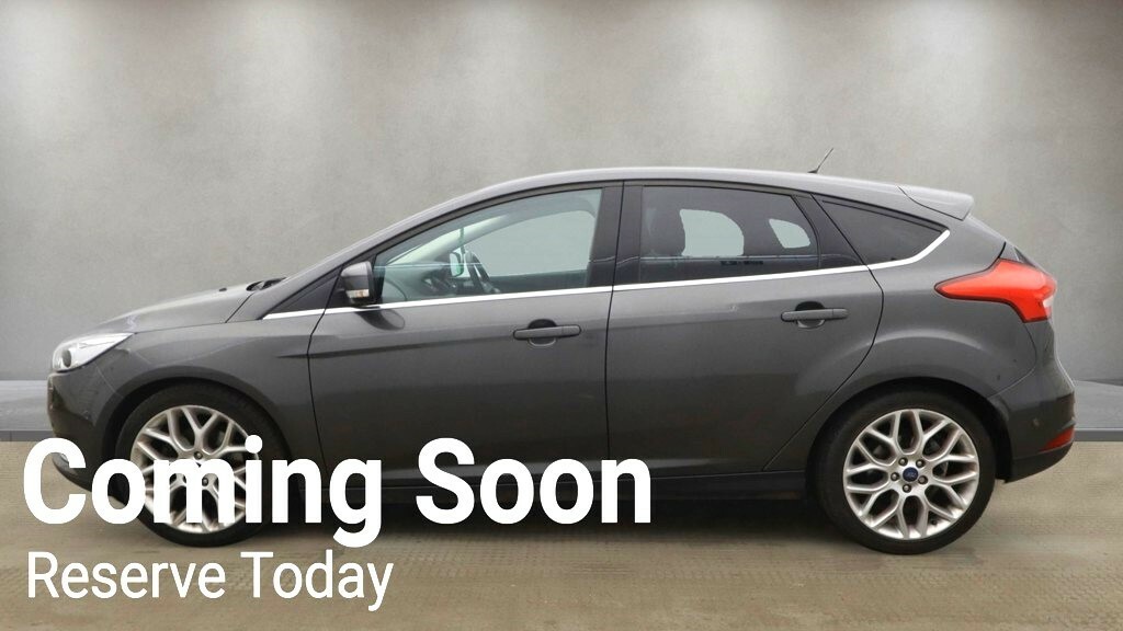 Ford Focus Hatchback 1.5 T Ecoboost Titanium X 2015 AO15YNH Grey #2