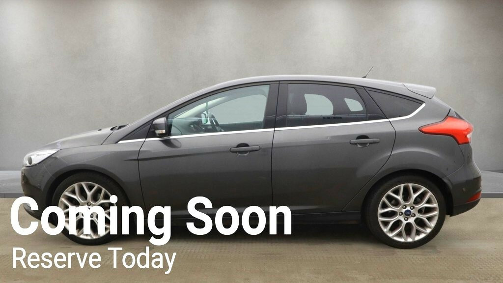 Ford Focus Hatchback 1.5 T Ecoboost Titanium X 2015 AO15YNH Grey #4
