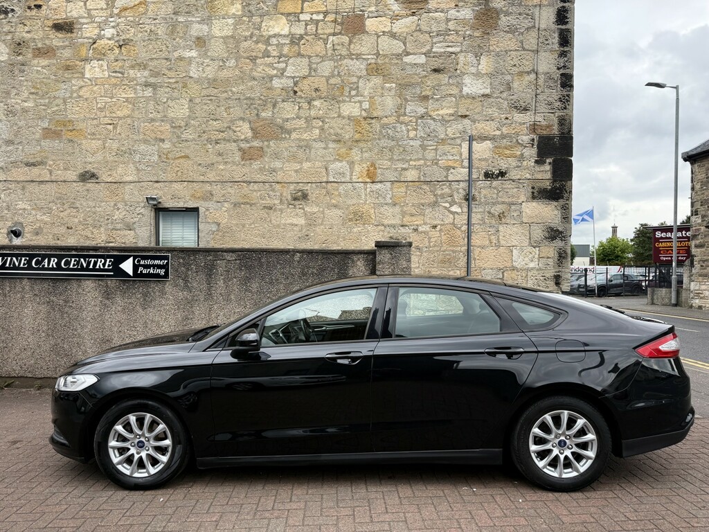 Ford Mondeo Hatchback 1.6 Tdci Econetic Style 2015 Black #5