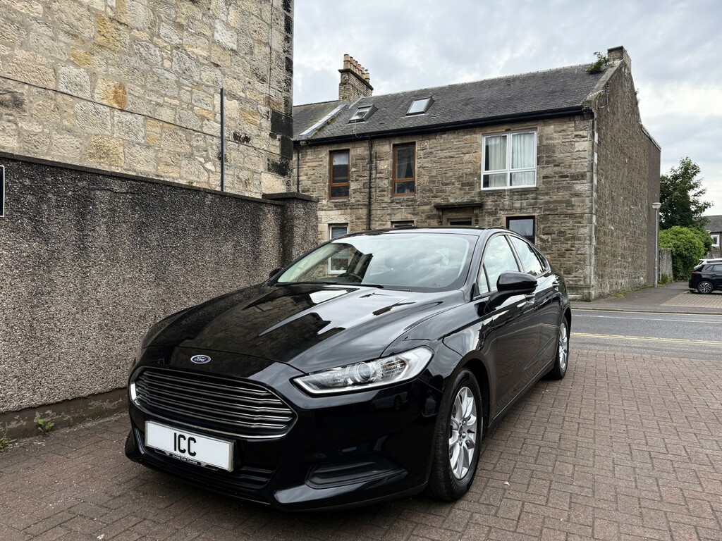 Ford Mondeo Hatchback 1.6 Tdci Econetic Style 2015 Black #3