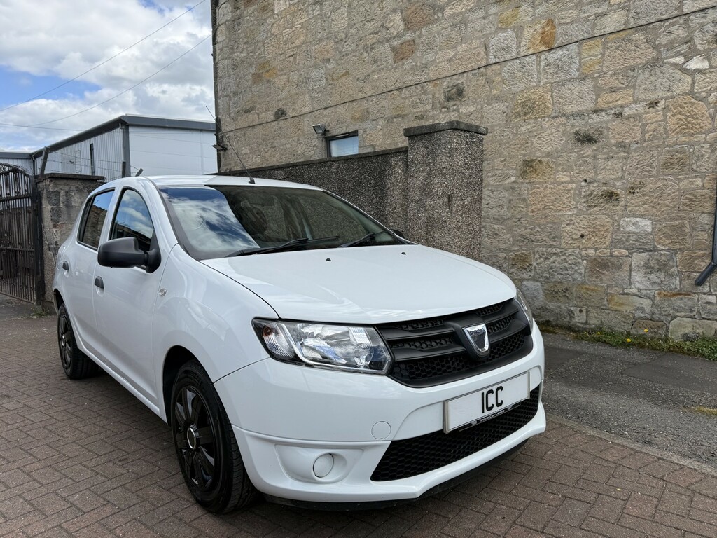Dacia Sandero 1.2 Ambiance 1.2 16V 75 White #3