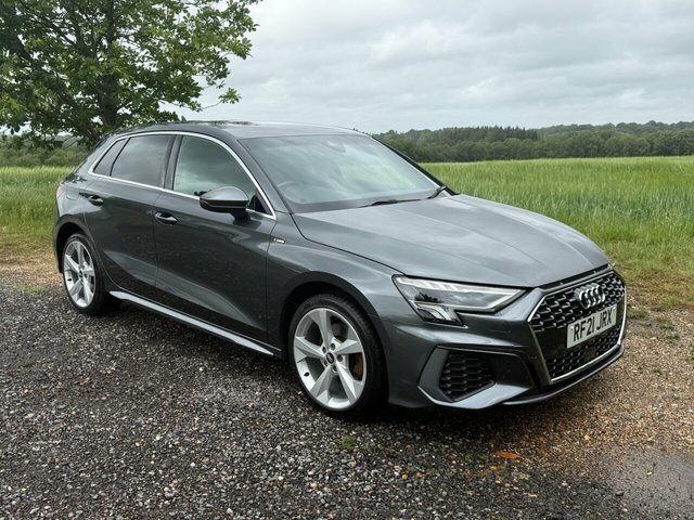 Audi A3 2021 1.4 Tfsie 40 S Line Sportback Plug Grey