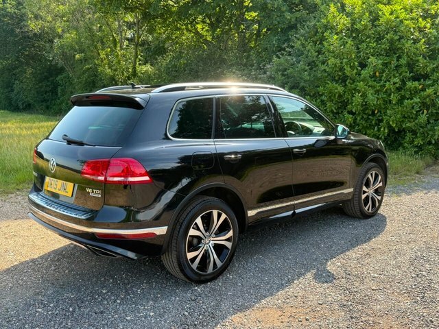 Volkswagen Touareg 2015 3.0 Tdi V6 Bluemotion Tech R-line Suv Die Black #4